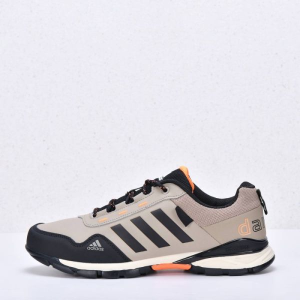 Adidas Traxion sneakers art 1489